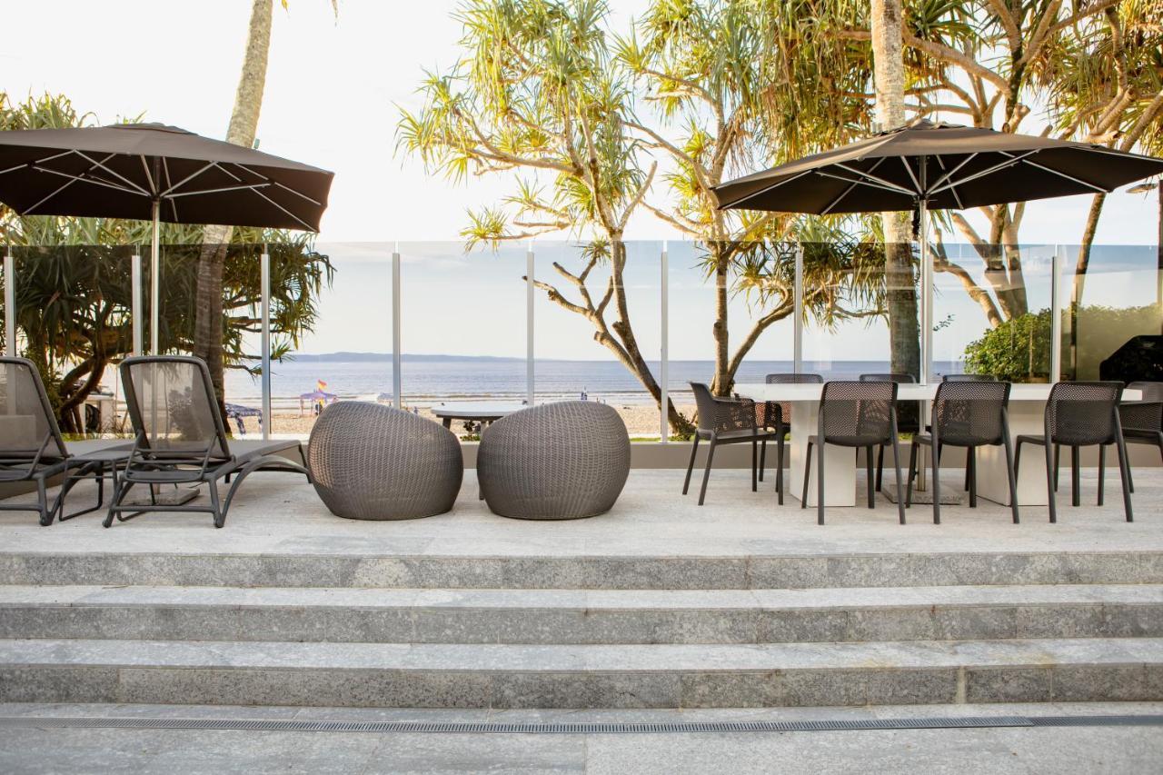 Netanya Noosa Beachfront Resort Exterior foto