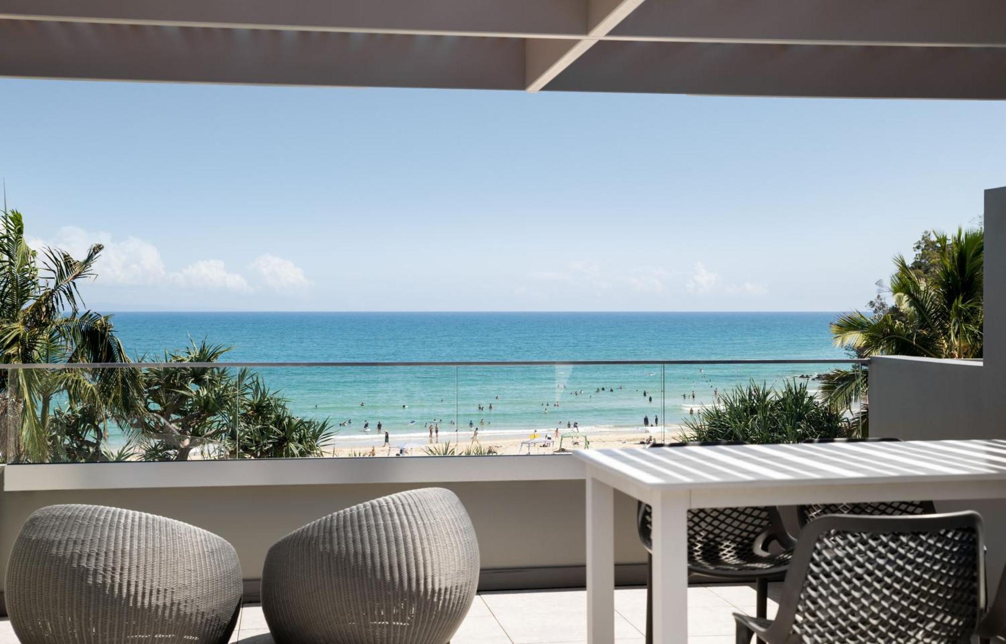 Netanya Noosa Beachfront Resort Exterior foto