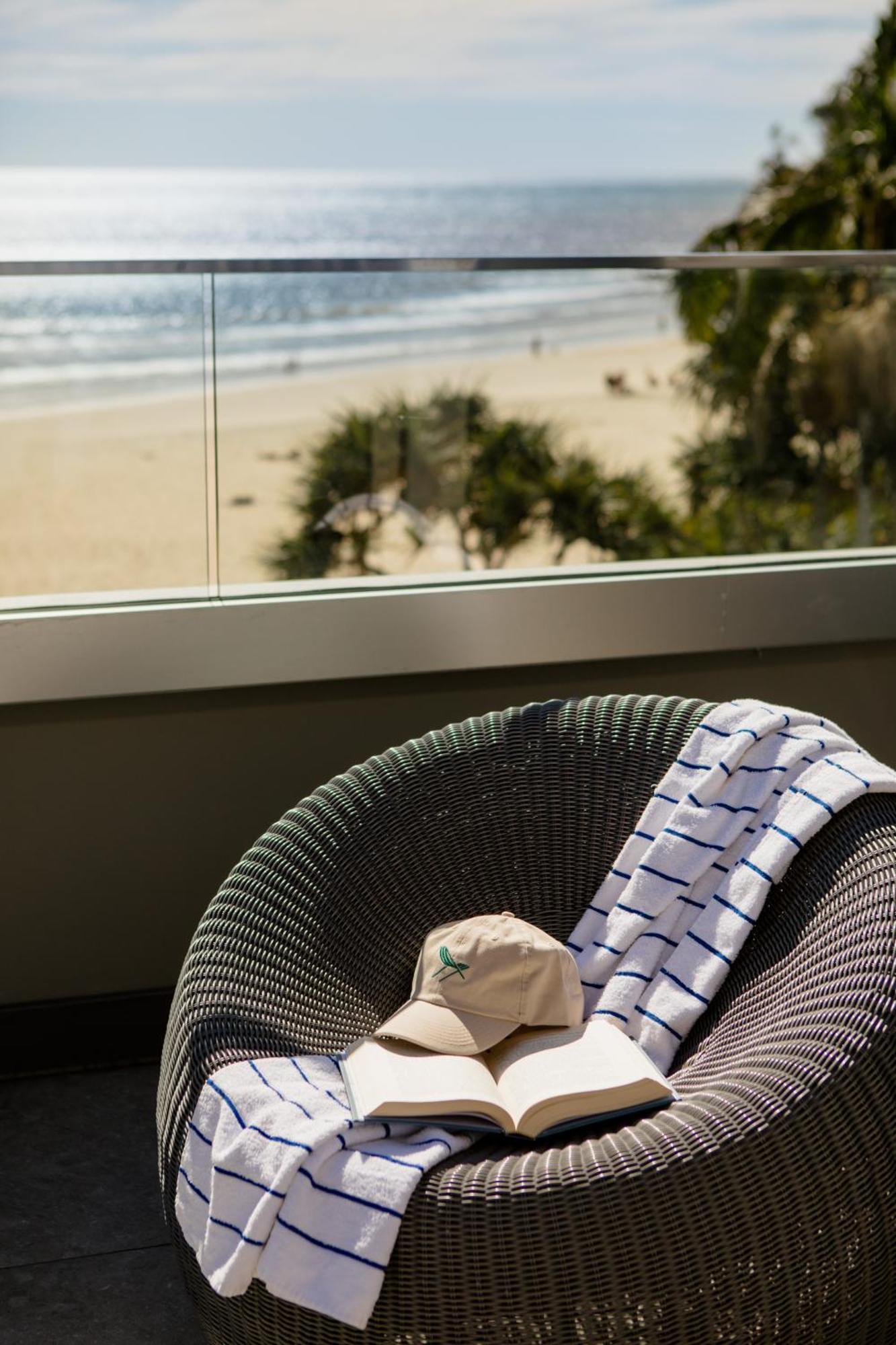 Netanya Noosa Beachfront Resort Exterior foto